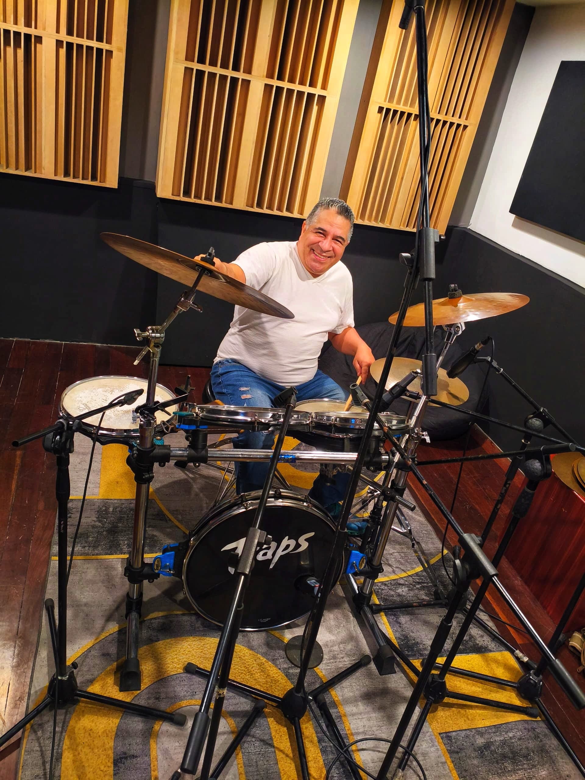Locución en Turpial Sound